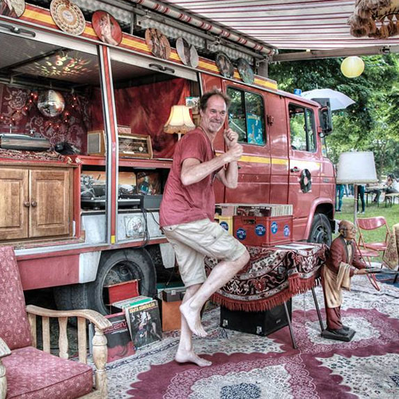 Joepiejee met De Platenbus